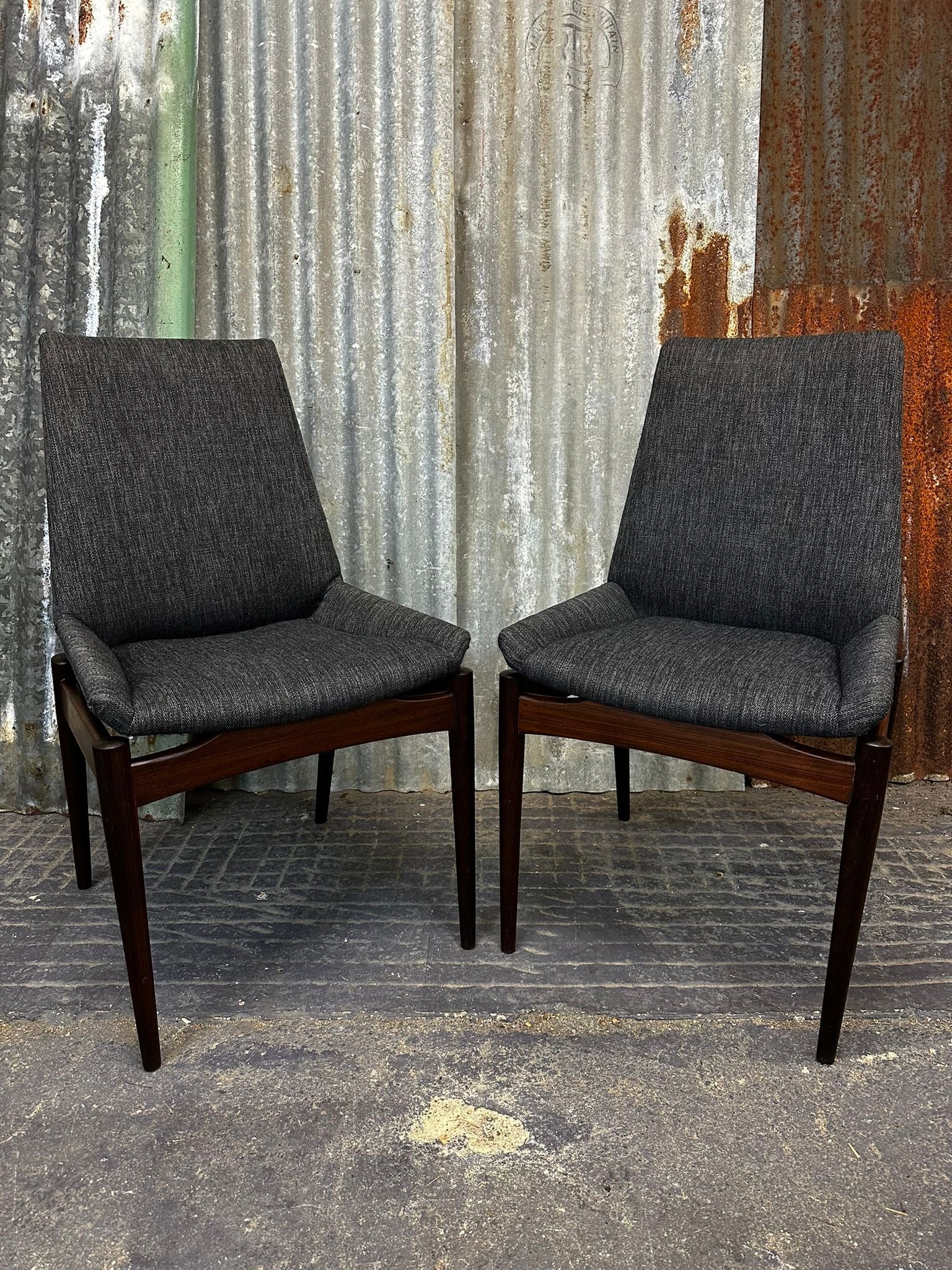 Mid century Dining Chairs by Robert Heritage